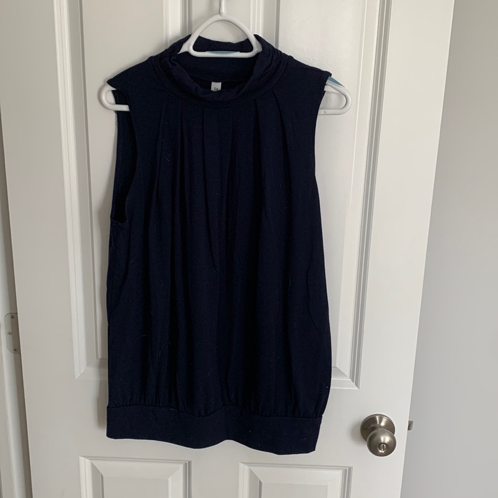 Zenana XL tank